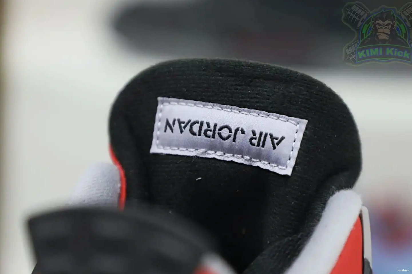 Kimikick Bravo RetroToro Jordan Jordan4 Air 0501